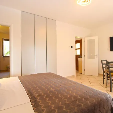 Fuer 4 Personen Ca 35 Qm In Premantura, Istrien Istrische Riviera Appartement