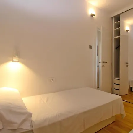 Fuer 4 Personen Ca 35 Qm In Premantura, Istrien Istrische Riviera Appartement *
