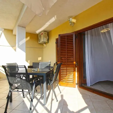 Fuer 4 Personen Ca 35 Qm In Premantura, Istrien Istrische Riviera Appartement